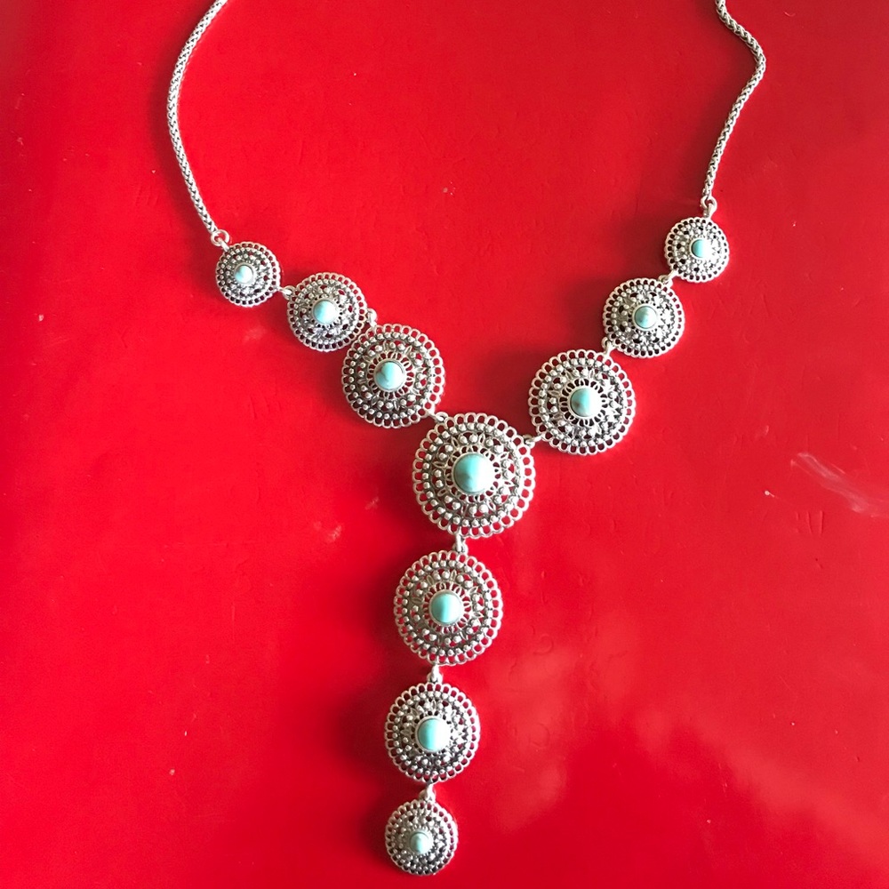 Beautiful Silver Turquoise Necklace